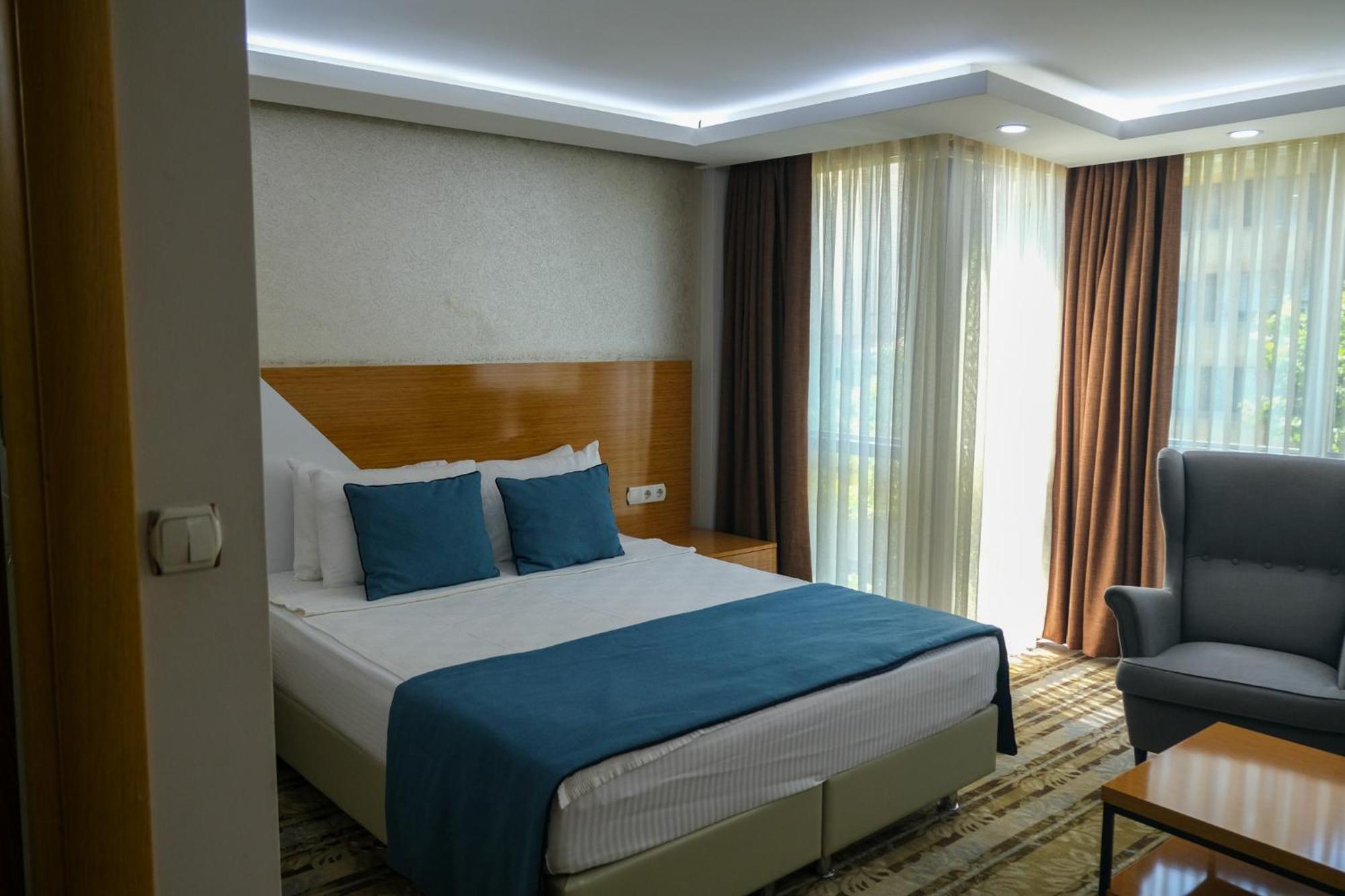 Bulvar Hotel İzmir Ngoại thất bức ảnh