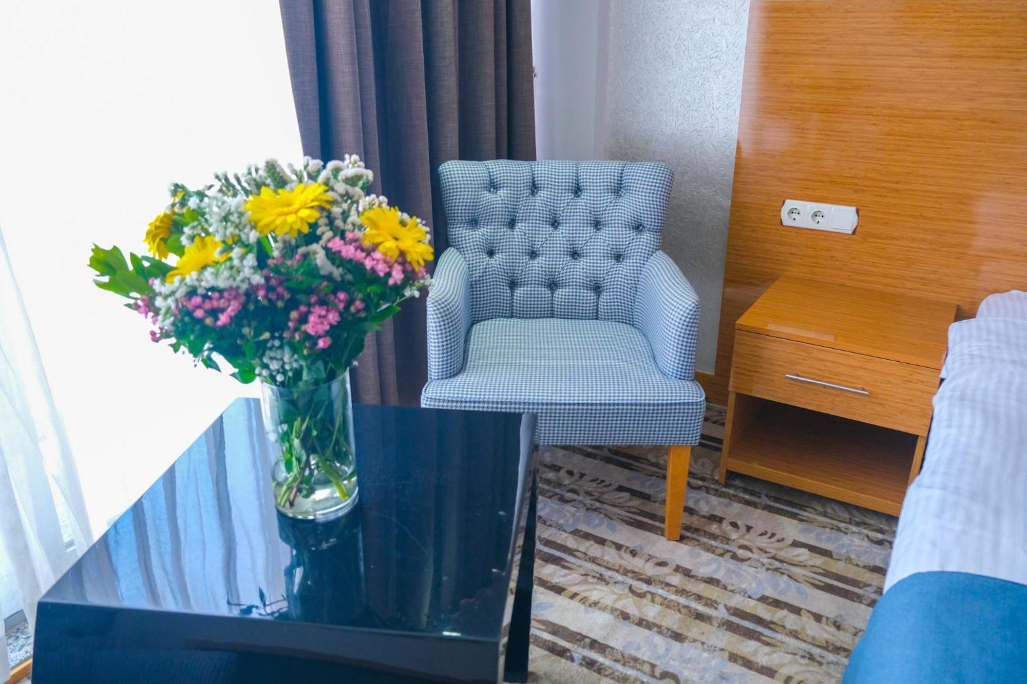 Bulvar Hotel İzmir Ngoại thất bức ảnh