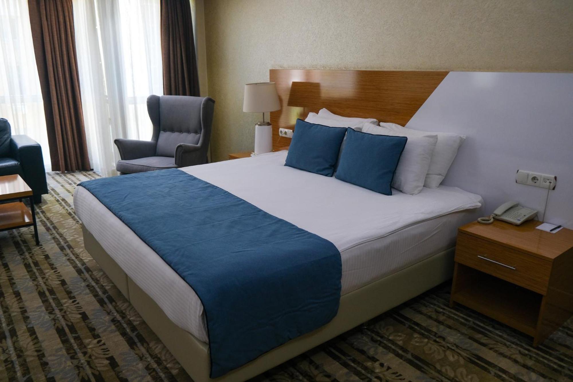 Bulvar Hotel İzmir Ngoại thất bức ảnh