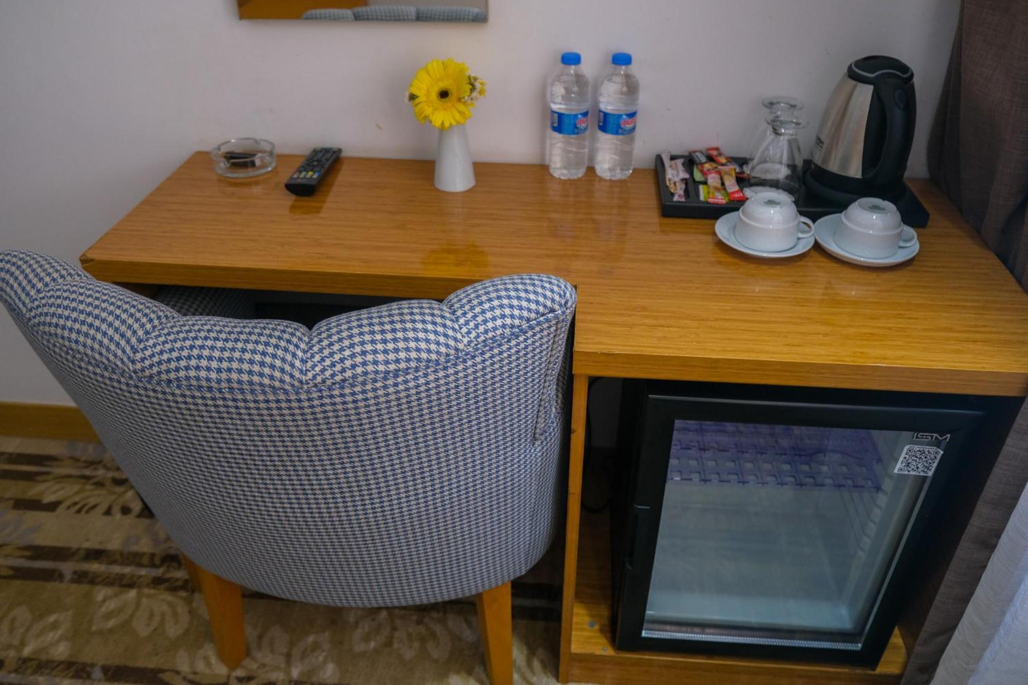 Bulvar Hotel İzmir Ngoại thất bức ảnh